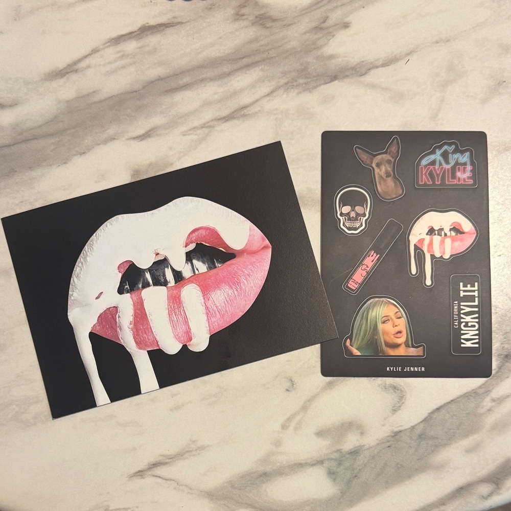 Kylie Cosmetics Dripping Lip Art with Sticker Collection